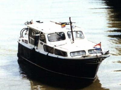 Zomerreis door Oost-Nederland 2000 motorboot