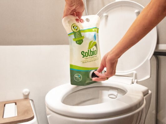 Solbio heeft nu een biologisch verantwoord alternatief voor het reinigen van mobiele toiletten en vuilwatertanks