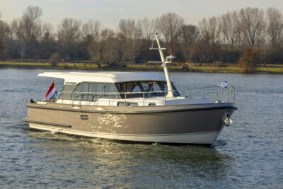 Linssen Yachts introduceert de Linssen 40 SL Sedan. 